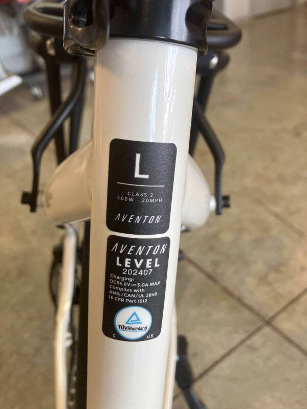 2024 Aventon Ll4f7123