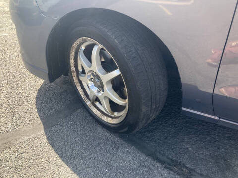 2010 Mazda MAZDA5 Sport