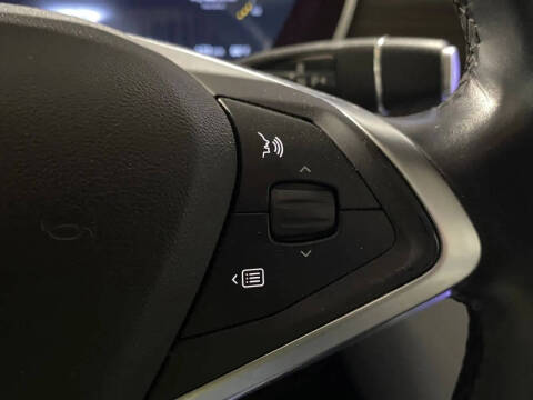 2015 Tesla Model S 70D