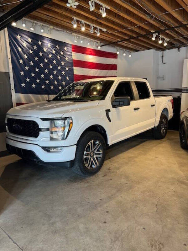 2023 Ford F-150 XL's photo