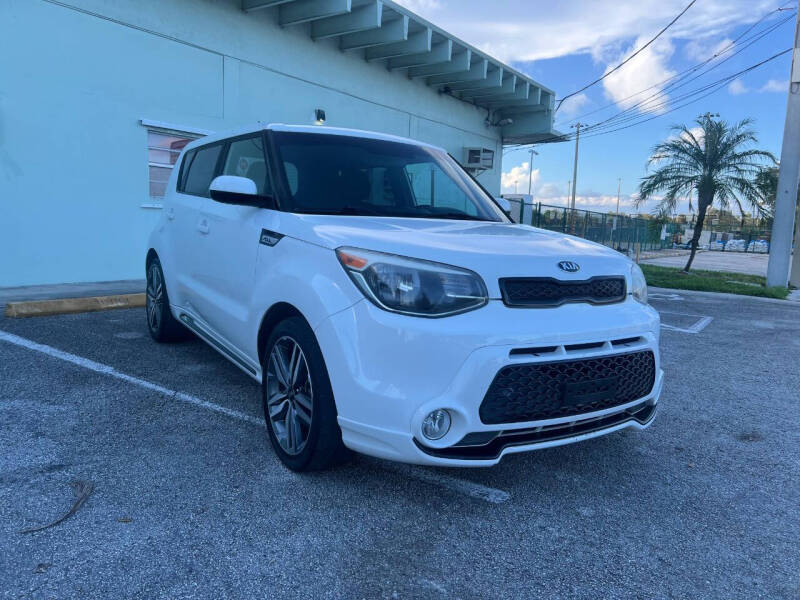 2016 Kia Soul +