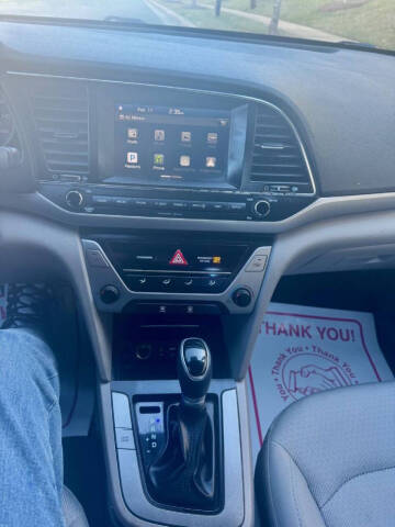 2018 Hyundai Elantra