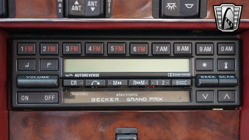 1989 Mercedes-Benz 560-Class 560 SL