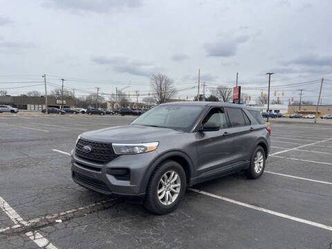 2021 Ford Explorer for sale at FAB Auto Inc in Roseville MI