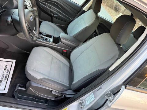 2019 Ford Escape S