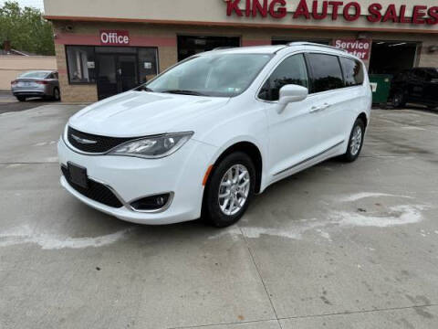 2020 Chrysler Pacifica Touring L
