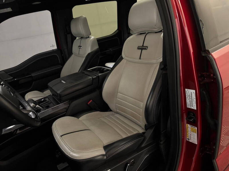 2024 Ford F-150 Lightning Platinum