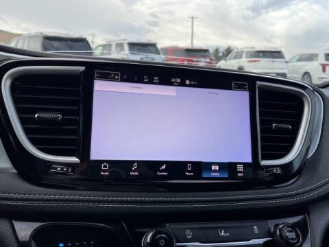 2022 Chrysler Pacifica Touring