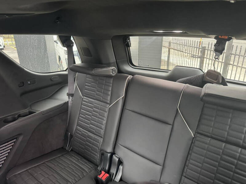 2023 Cadillac Escalade-V