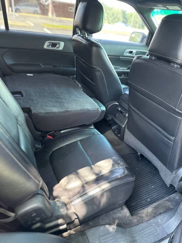 2011 Ford Explorer XLT