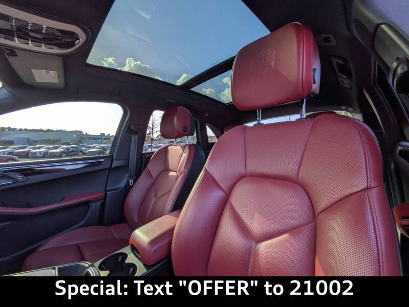 2022 Porsche Macan S