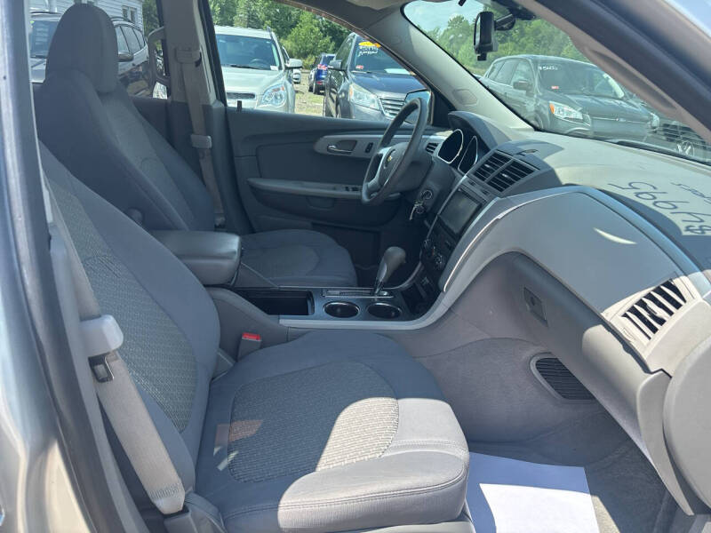 2012 Chevrolet Traverse LS
