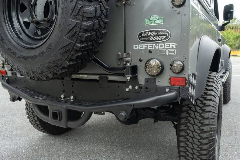 1991 Land Rover Defender
