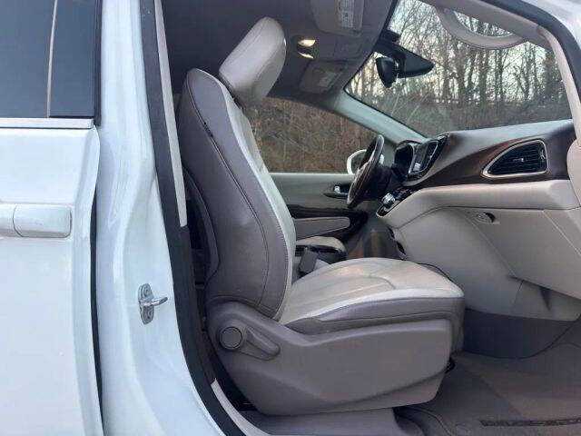 2018 Chrysler Pacifica Touring L