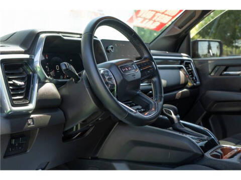 2023 GMC Canyon Elevation