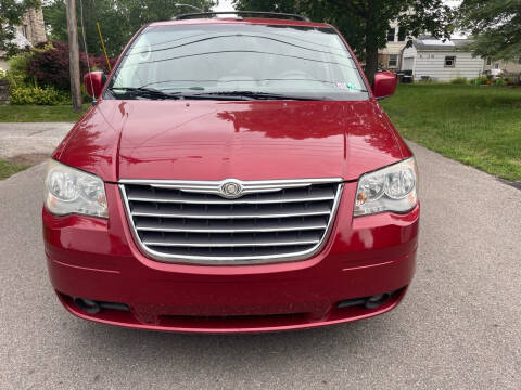 2009 Chrysler Town and Country for sale at Via Roma Auto Sales in Columbus OH