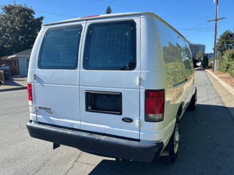 2014 Ford E-Series E-150