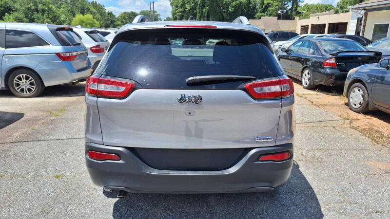 2018 Jeep Cherokee Latitude