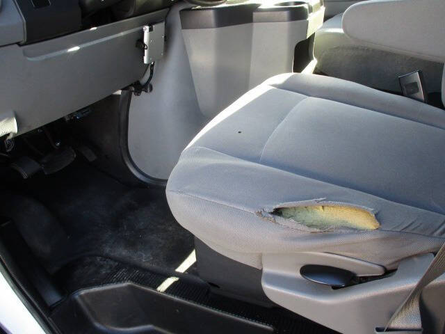 2010 Ford E-Series E-350 SD