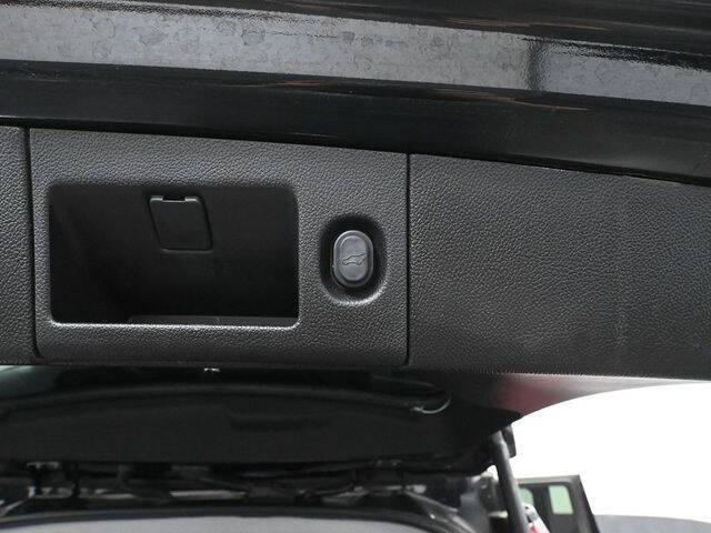 2017 Cadillac Escalade ESV Luxury