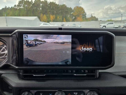 2024 Jeep Gladiator Sport S