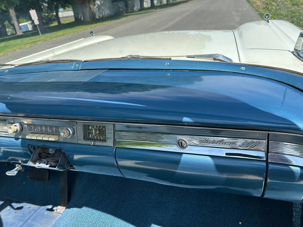 1959 Ford Skyliner 36