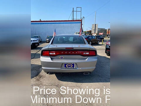 2013 Dodge Charger SE