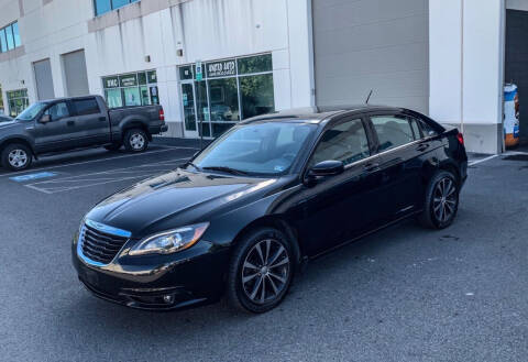 2012 Chrysler 200 for sale at Super Bee Auto in Chantilly VA