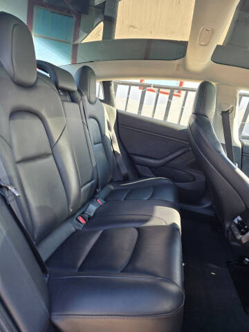 2019 Tesla Model 3 Mid Range