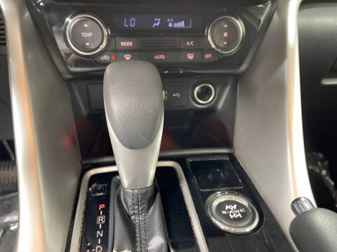 2019 Mitsubishi Eclipse Cross ES