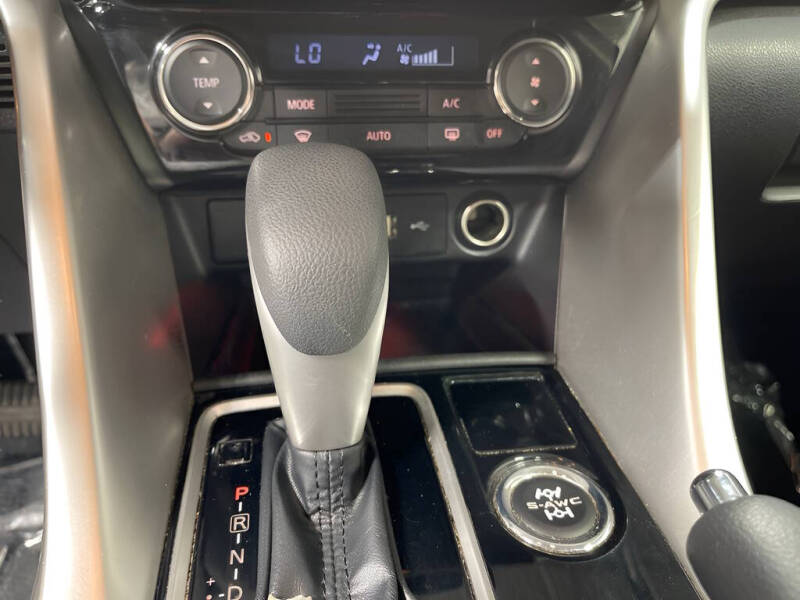 2019 Mitsubishi Eclipse Cross ES