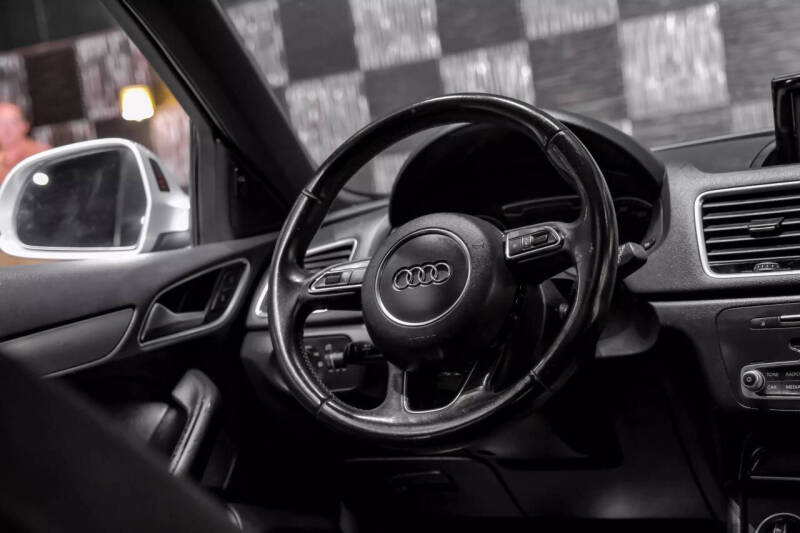 2016 Audi Q3 2.0T quattro Premium Plus