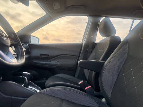 2020 Nissan Kicks S
