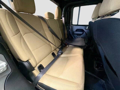 2022 Jeep Gladiator Sport