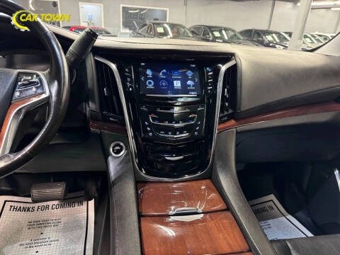 2016 Cadillac Escalade ESV Luxury Collection