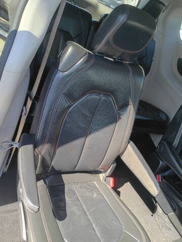 2017 Chrysler Pacifica Touring Plus