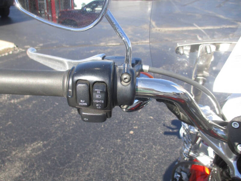 2013 Harley-Davidson XL883L ROAD/STREET