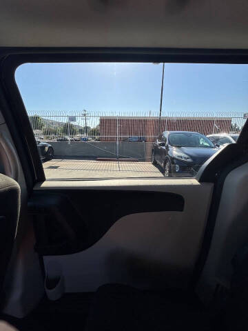2016 Dodge Grand Caravan SE