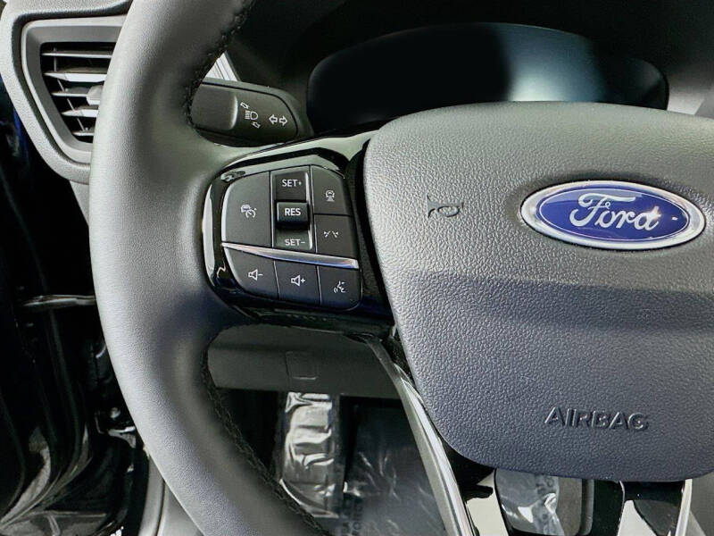 2025 Ford Escape Platinum