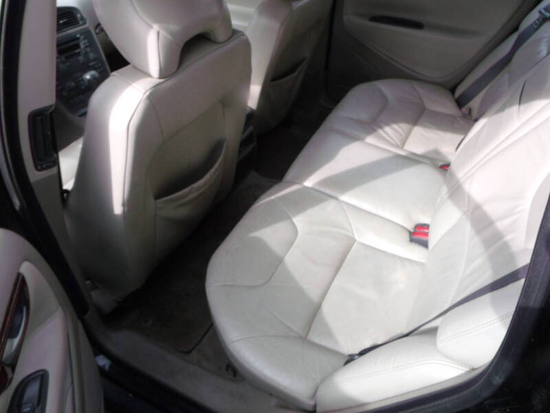 2003 Volvo V70 2.4