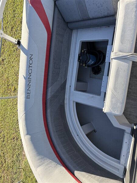 2020 Bennington SX 24