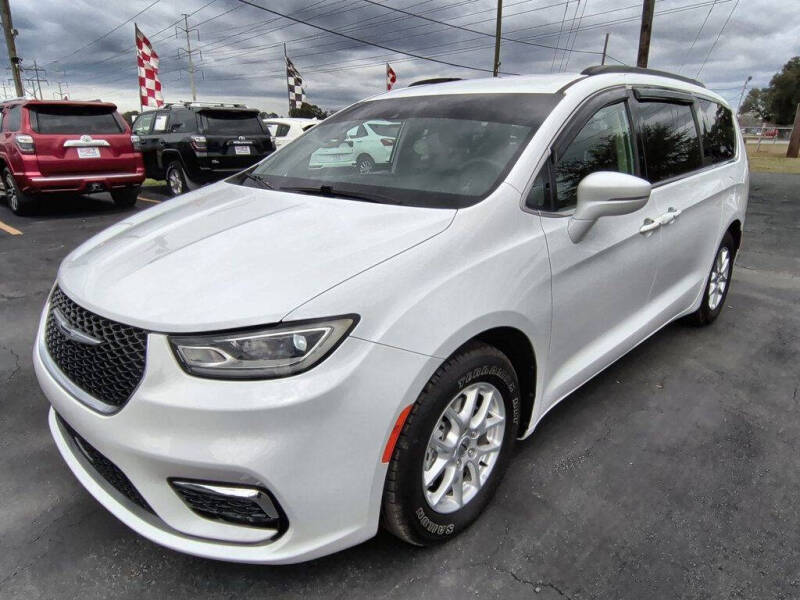 2022 Chrysler Pacifica Touring L