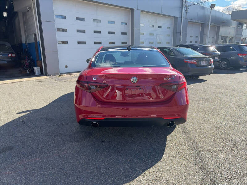 2017 Alfa Romeo Giulia Ti