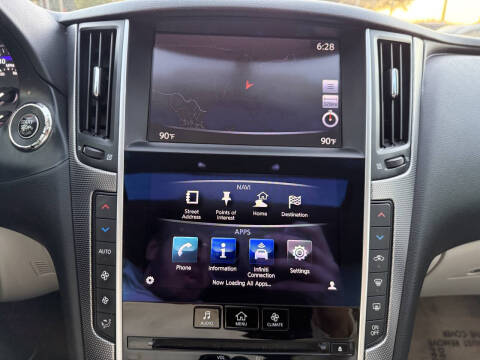 2015 Infiniti Q50 Premium