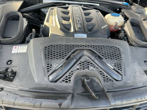 2016 Porsche Macan S