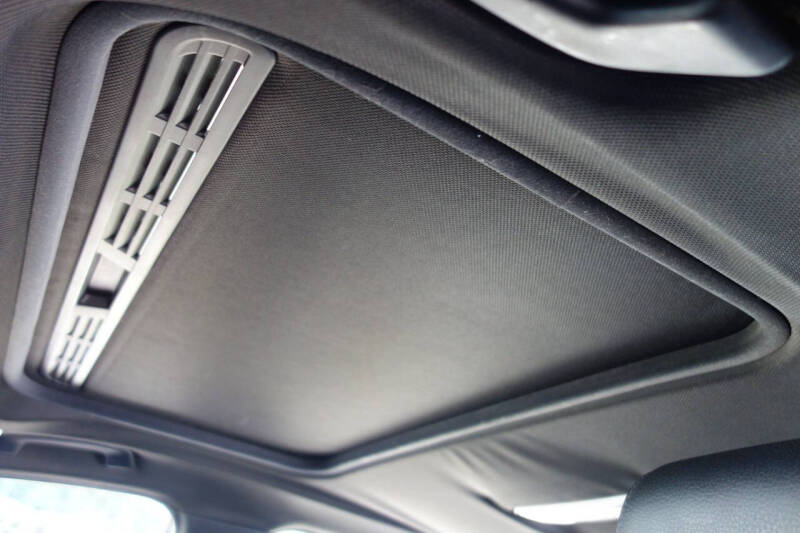 2013 BMW 3 Series 320i