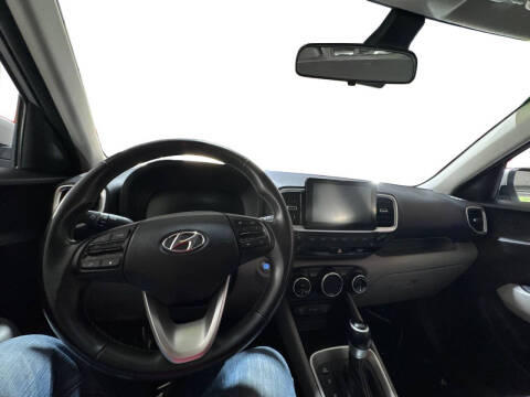 2024 Hyundai Venue SEL