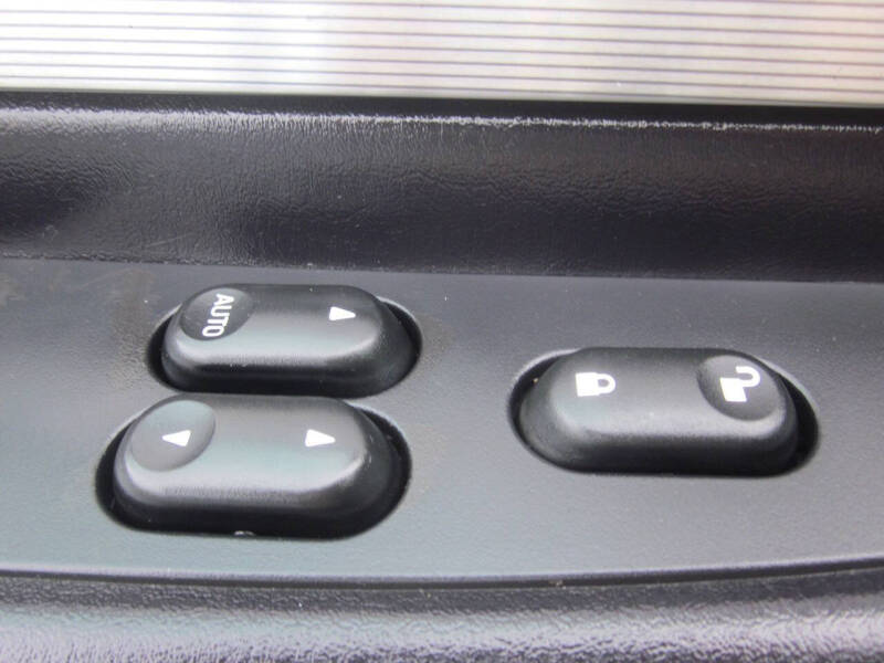 2004 Ford Thunderbird Deluxe