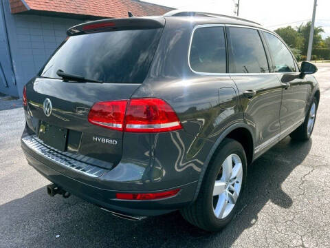 2011 Volkswagen Touareg Hybrid