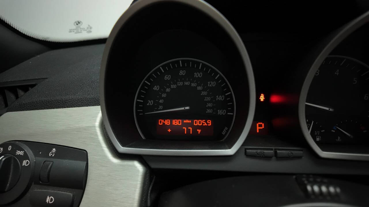 2005 BMW Z4 31
